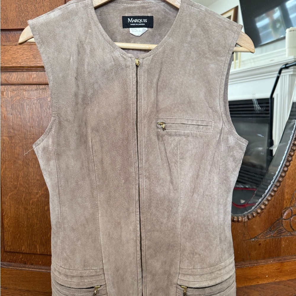 MARCS Women's Taupe Suede Vest